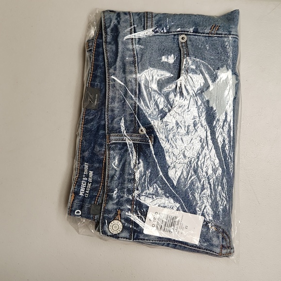 ❤️NWT VINTAGE TORRID JEAN SHORTS - DISTRESSED DESTRUCTED DENIM - SIZE 22 - Picture 4 of 10